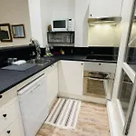 Appartement 6 Pieces / 5 Chambres / Calme / Rdc